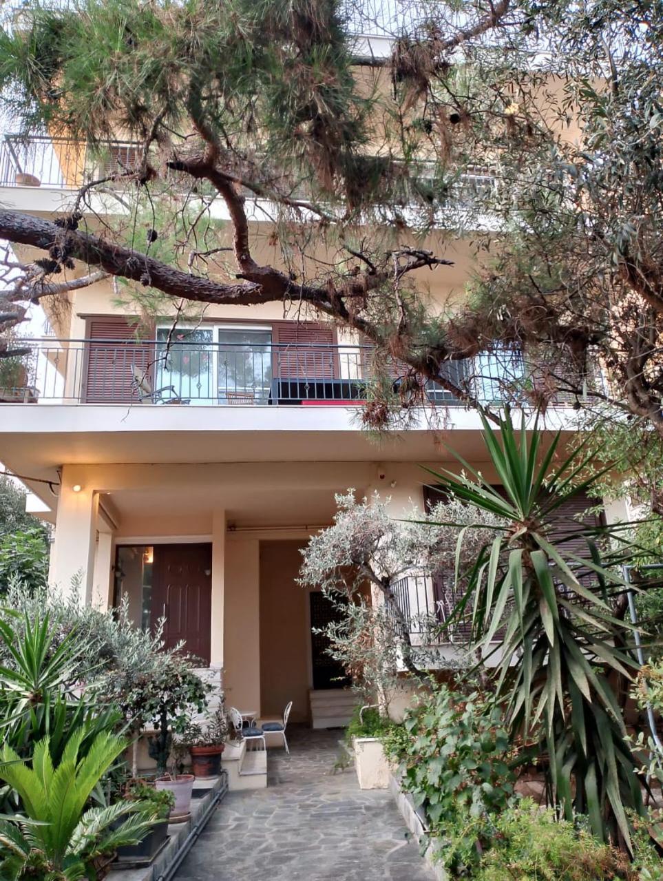 Spacious Glyfada Golf 4Br -Near Beach + Shops Athen Eksteriør bilde