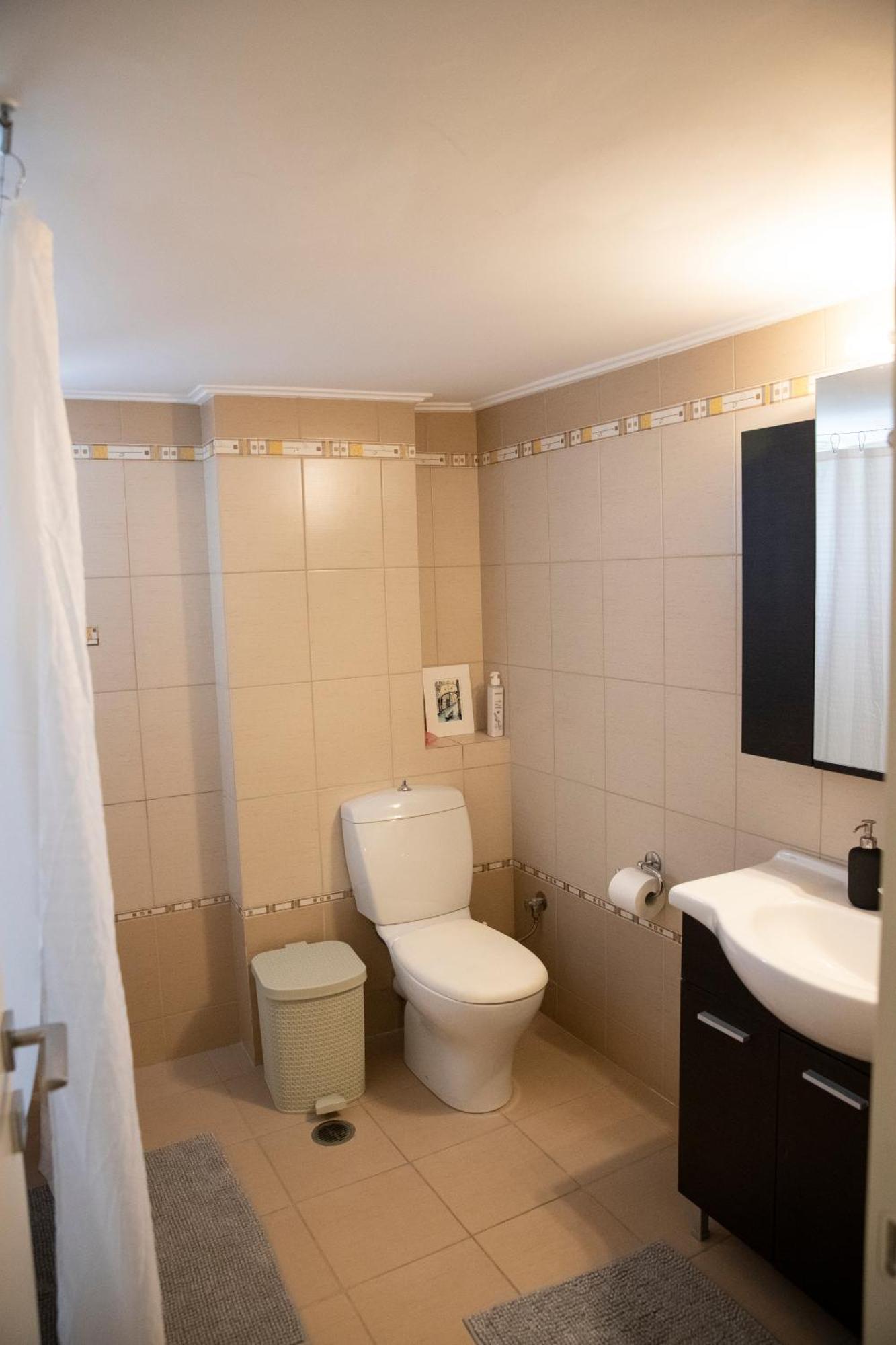 Spacious Glyfada Golf 4Br -Near Beach + Shops Athen Eksteriør bilde