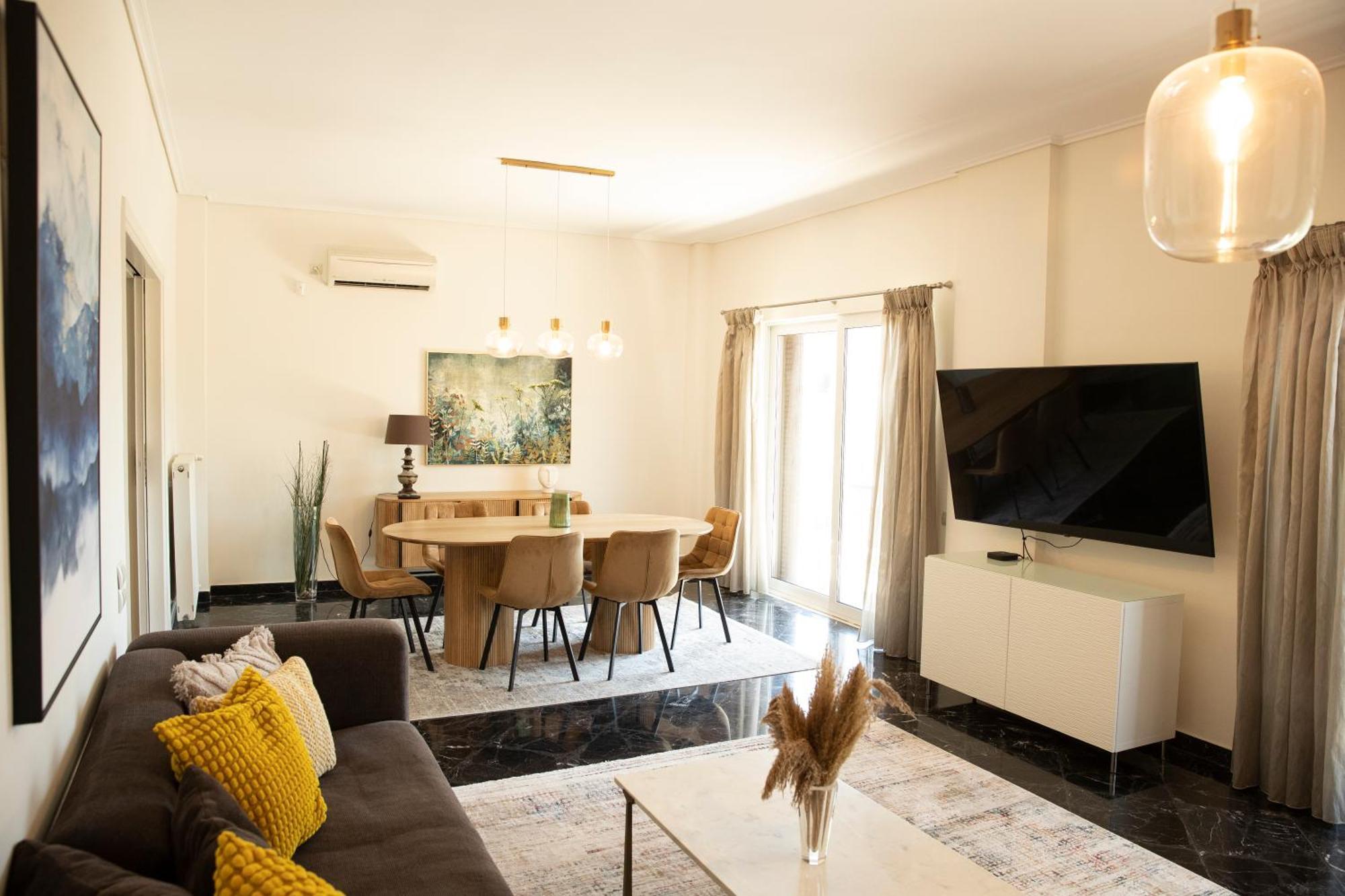 Spacious Glyfada Golf 4Br -Near Beach + Shops Athen Eksteriør bilde