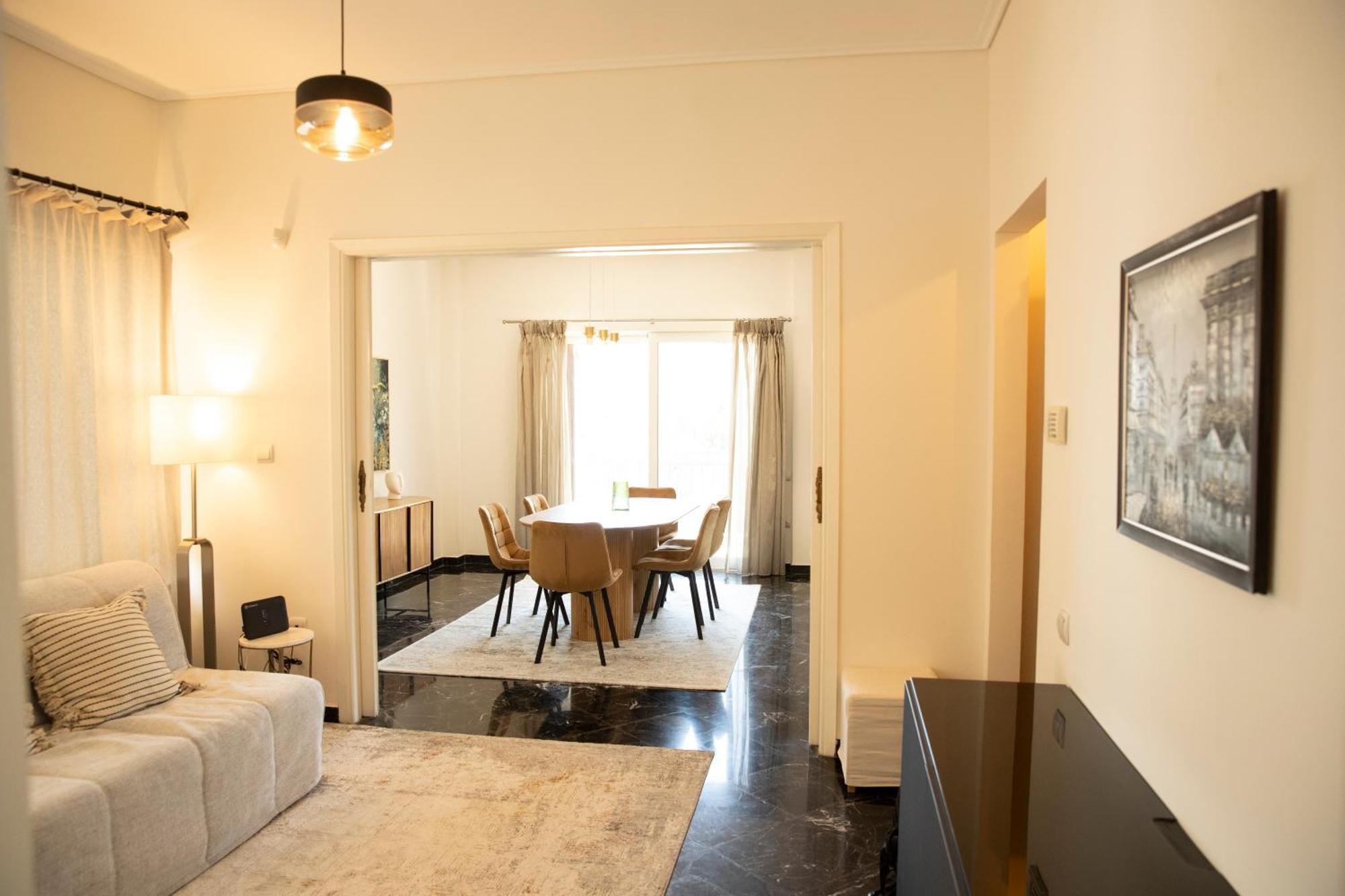Spacious Glyfada Golf 4Br -Near Beach + Shops Athen Eksteriør bilde